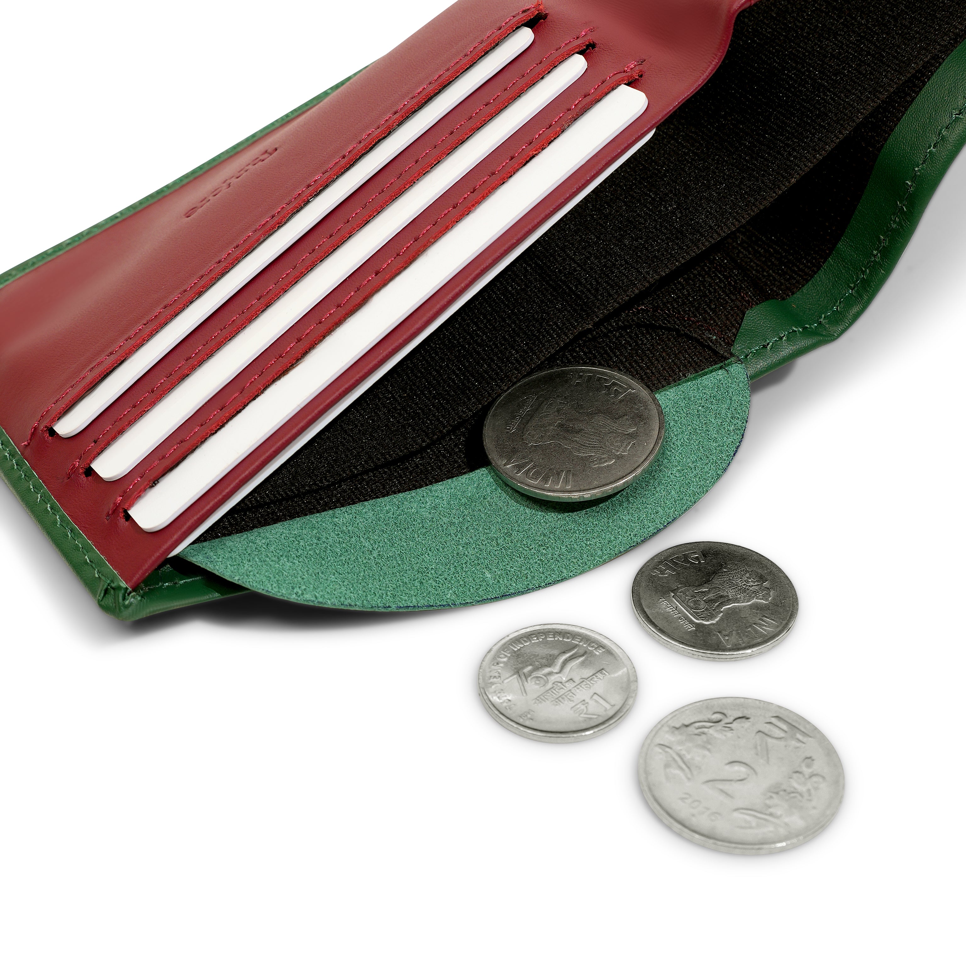 Close-up of the internal coin pocket in the Modern Classic 2.0 Green and Plum wallet. Functional Full Grain Nappa Leather design ensuring secure storage with a Slim Profile.