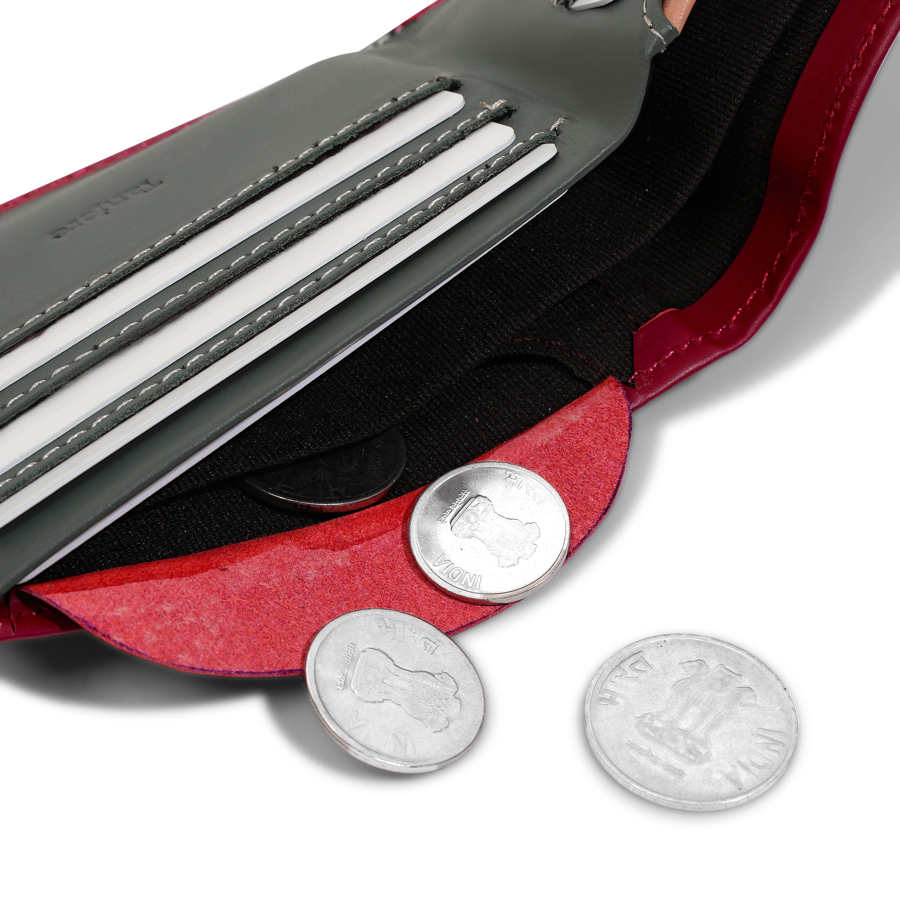 Close-up of the internal coin pocket in the Modern Classic 2.0. Functional Full Grain Nappa Leather design ensuring secure storage with a Slim Profile.