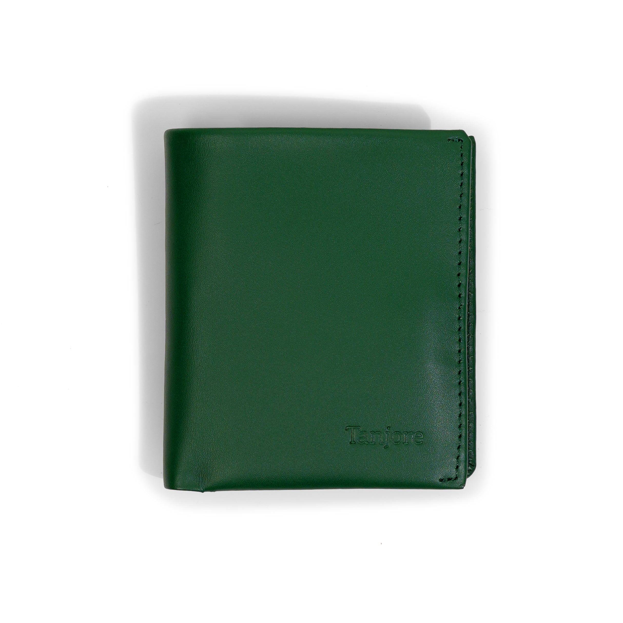 Front view of the Tanjore Reserve Sleeve in Green. A Slim Profile wallet crafted from Full Grain Nappa Leather featuring RFID protection.