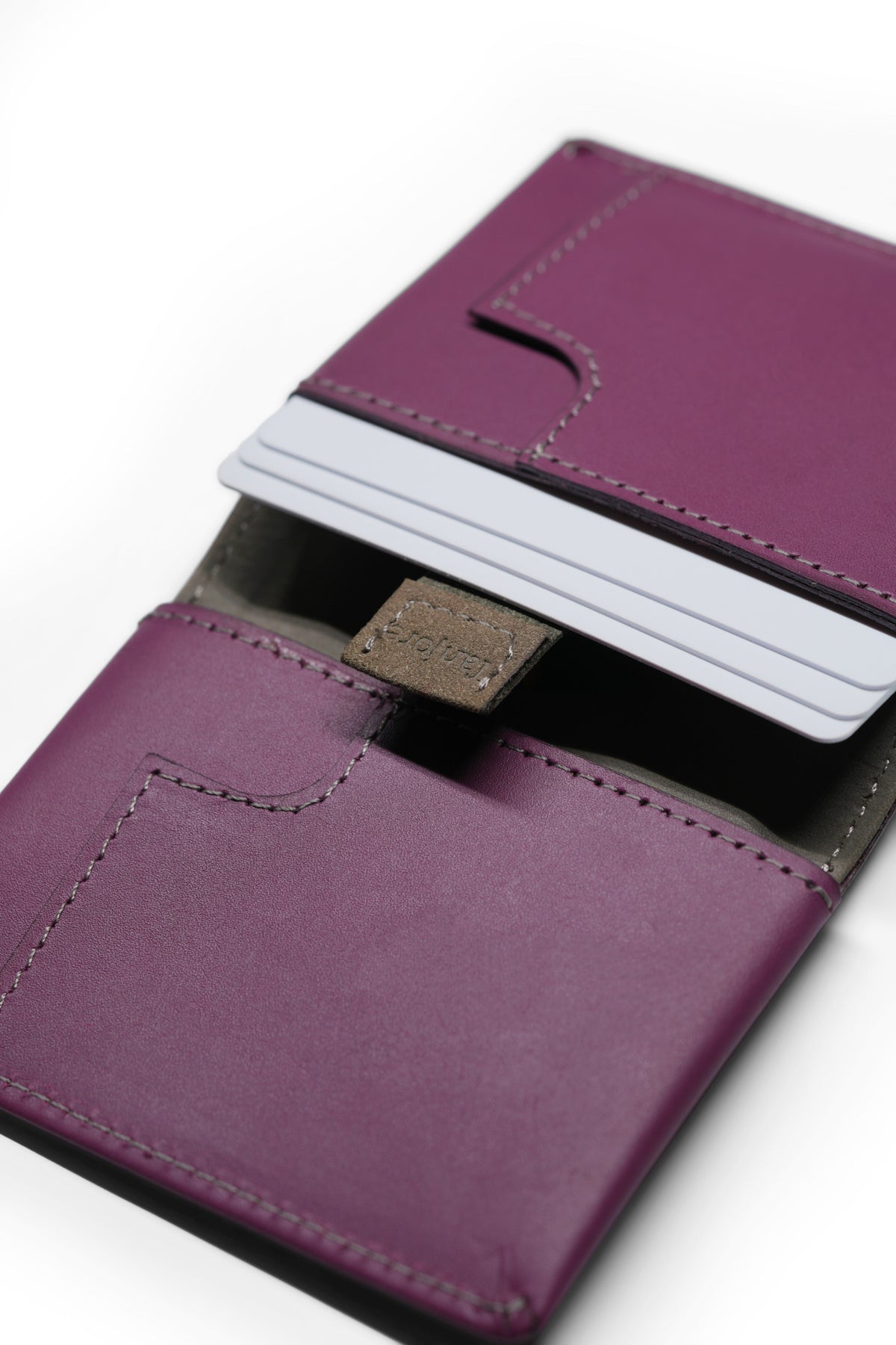 Compact Sleeve