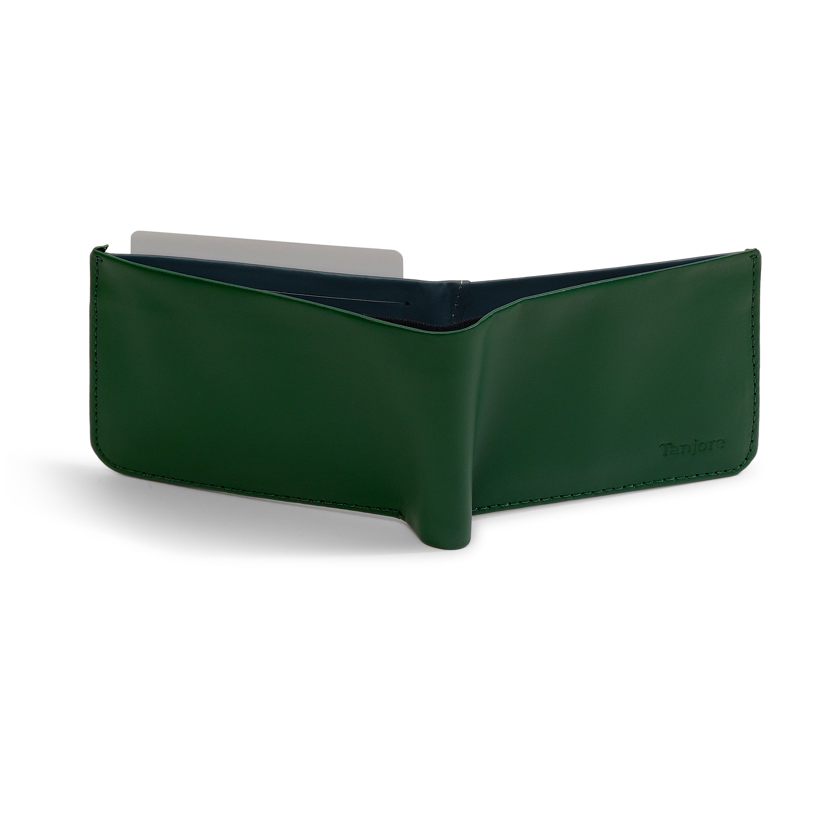 Top-down view of the Tanjore Modern Classic 2.0 revealing the cash compartment. Full Grain Nappa Leather construction with a 3 year warranty and RFID shielding.